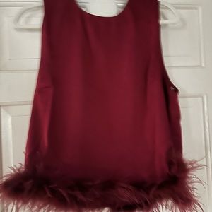 NWOT burgundy feather tank